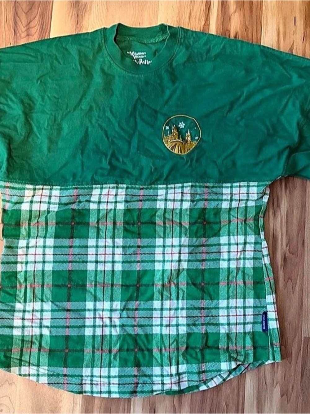 Universal Studios Harry Potter Hogwarts Christmas Spirit Jersey Plaid Spirit